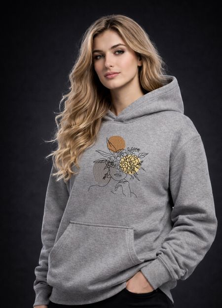 Bluza z haftem – „Golden Floral Portrait”